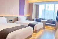 KDworld Hotel (Guigangke World High Speed Rail Station Store) Hotels in Guigang