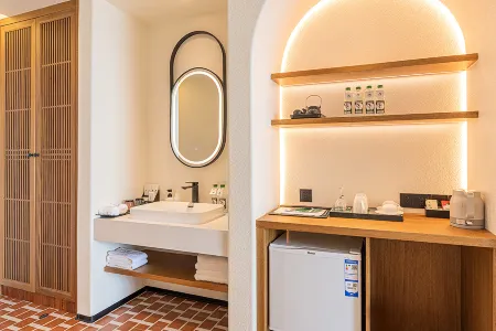 Argyle Resort Hotel (Qinhuangdao Feila Resort Area)