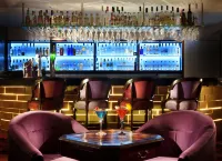 Regal Kowloon Hotel - bar