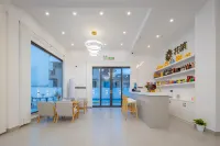 Floral Hotel · Qiandaohu Yiranju Homestay (High‑Speed Railway Station) - ห้องครัว
