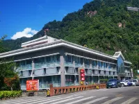 Simianshan Hotel Hotels near Huilongzhuang Sceneic Area