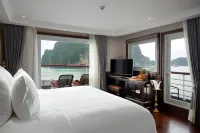 Paradise Grand Cruise