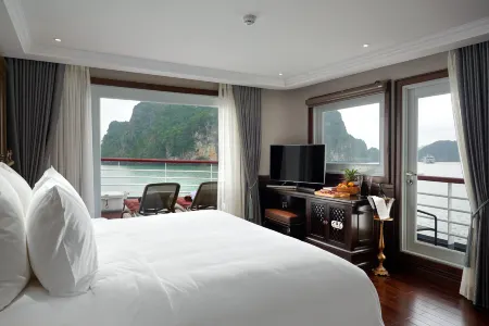 Du thuyền Paradise Grand