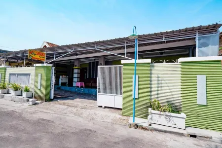 Griya Sakura Syariah near UMS