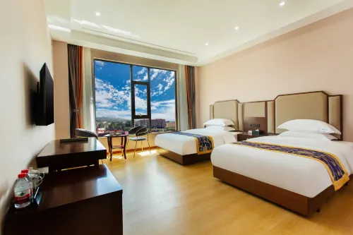 Zhumu Hotel (Ganzi Luoblin Plaza) - 2-Star