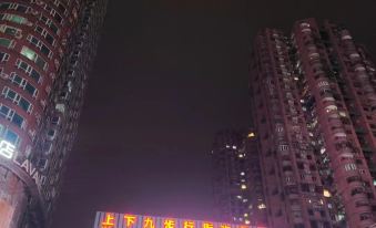 ShiMan  apartment(Guangzhou Shangxiajiu Pedestrian  Branch)