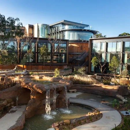 Wildlife Retreat at Taronga Отели рядом с достопримечательностью «Сиднейская бухта»