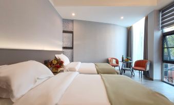 Yujing Hotel (Luoyang Guanlin Temple High-speed Railway Station)