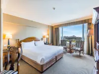 Stamford Plaza Brisbane Hotels near Wintergarden