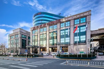 Howard Johnson Paragon Hotel Hotell i 