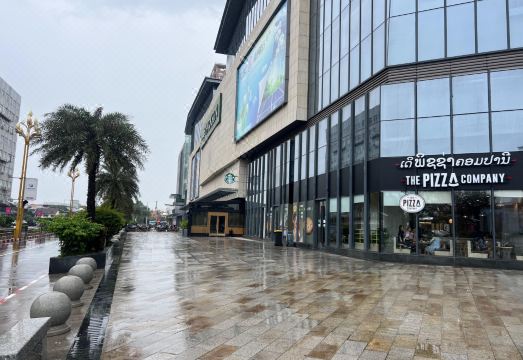 Naga Frontier 수영장