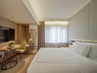 Donghu Collection Hotel