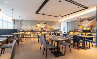 Homeinn Selected Hotel (Fuzhou North Railway Station Area Hualin Road)