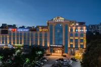 Wan Hong International Hotel (Panyu Chimelong Nancun Wanbo Subway Station) Hotels near Chimelong Paradise