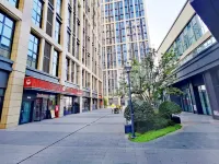 Baoding East Station Yuyu Loft Living Apartment