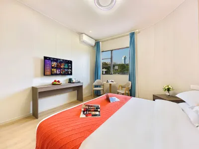 Chengdu Air Travel Home Hotel (Shuangliu Airport Terminal) Hotels near Chengdu Wuhou Jinhuaqiao Residential District Jinfeng Community Cultural Center