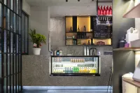 Shanghai Pudong Rezen select Hotel by Trip.com Group (Free shuttle bus to Pudong Airport) - Quầy bar