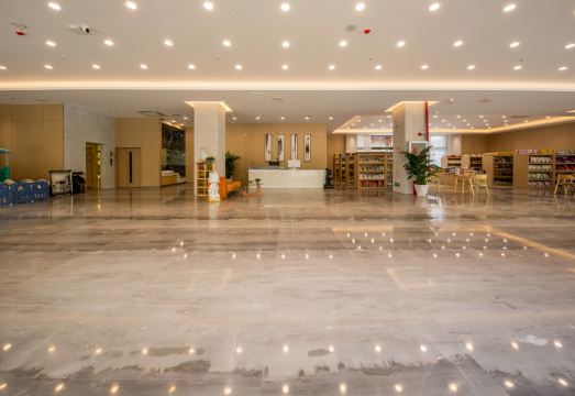 好啤气温泉酒店（西双版纳景洪嘎洒机场高铁站店）外景图