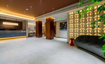 Stay at the hotel (Yuncheng Salt Lake Nanfeng Plaza Branch)