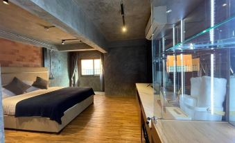 Loft122 Hotel