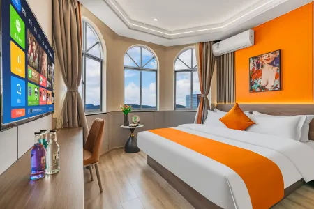 Hangcai Nationality Hotel (Kunming International Changshui Airport) Отели рядом с достопримечательностью «Yeya (Wild Duck) Lake Holiday Resort»