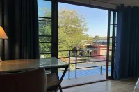 V Tharm Hotel Hotell i Ban Chan
