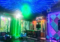 SkyCity Hotel Gurgaon - Quầy bar