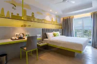 Le Roi Dehradun Hotels near Anand van