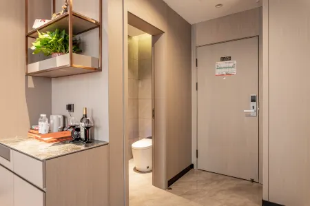 Yuepeng Meihao Hotel (Oriental Lijingmao Branch, Qingyang High speed Railway Station)