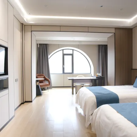 Elong R.YUN Hotel (Alar Shanghai Style Street Municipal Government)