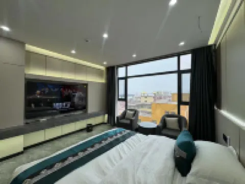 Gao Ri Hotel فنادق في نانغ تشيان