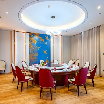 Grand Rezen Hotel  Chong Zuo