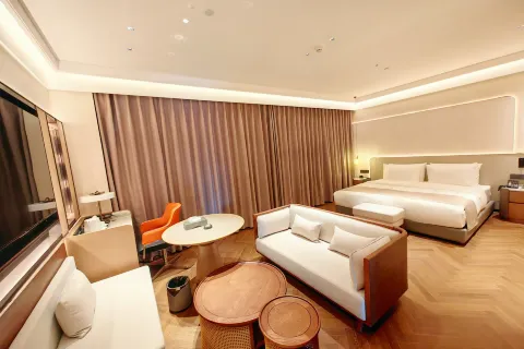 Qiqihar Lakeside Hotel