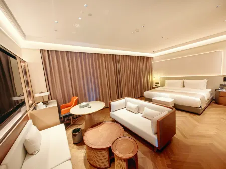 Qiqihar Lakeside Hotel Отели в г. Цицикар