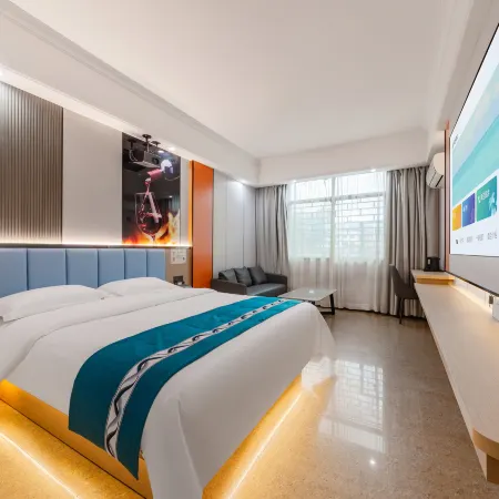 Four Seasons Business Hotel
