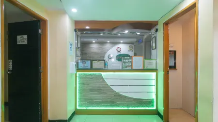 RedDoorz @ Ranchotel Alabang