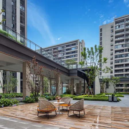 Xichang Hanjin Hotel ( qionghai 17 Degree Wanda Plaza Hotel)