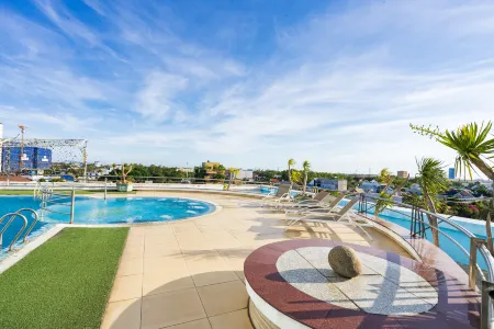 Phu MY Harbour Hotel - Old Golf Phu My Hotel Отели в г. My Xuan