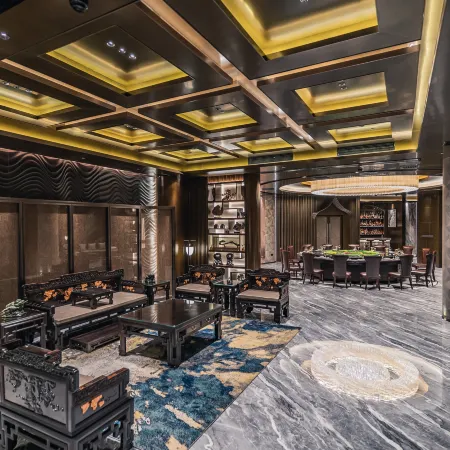 Wuchuan Wanhe Holiday Hotel (Haigang Avenue Wanhe City)