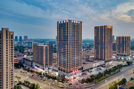 Xinxi Hotel (Jingzhou High Speed Railway Station Fangte Branch) Отели рядом с достопримечательностью «Guan Yu Memorial Temple»