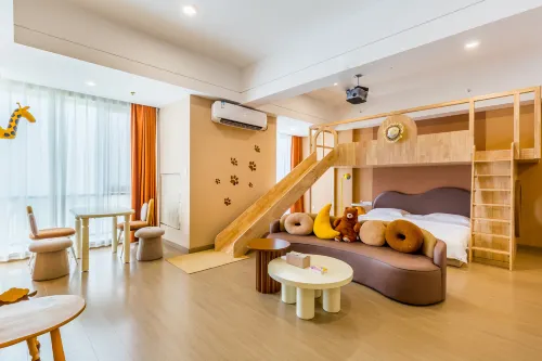 Fawn Holiday Hotel (Qingdao West Coast Resort) - جاكوزي