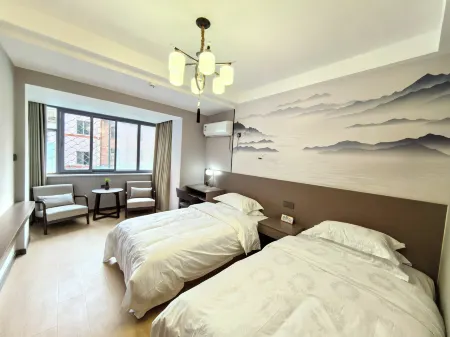 Peace Yijia Hotel Отели рядом с достопримечательностью «Gaojiang Road»