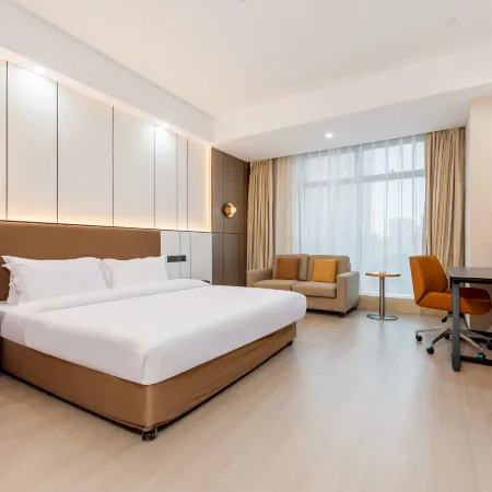 Golden Stone Business Hotel