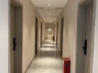 Banzhiya Chinese Inn Hotels in Dege