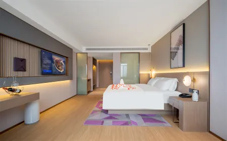 Lavande Hotel (Weihai Rushan Zhenhua Shopping Center)