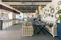 Tanoak Hotel Hotels in Ataqah