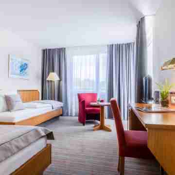 Holiday Inn - the niu, BLADE SOLINGEN by IHG Rooms