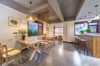 Kaifeng Yinhai Inn