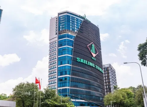 Salute de Sailing Tower - Palace Garden District 1 Hotels in Ho Chi Minh-byen