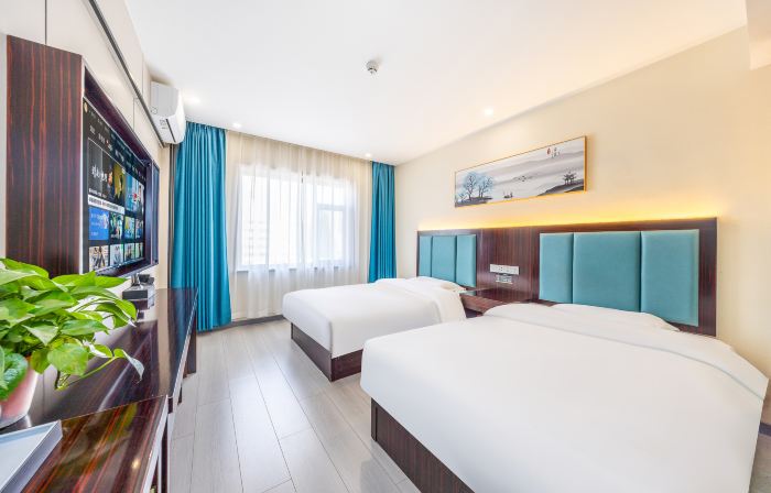 Baiyin Aishang Smart Hotel (Spiral Road Bus Station Branch)
